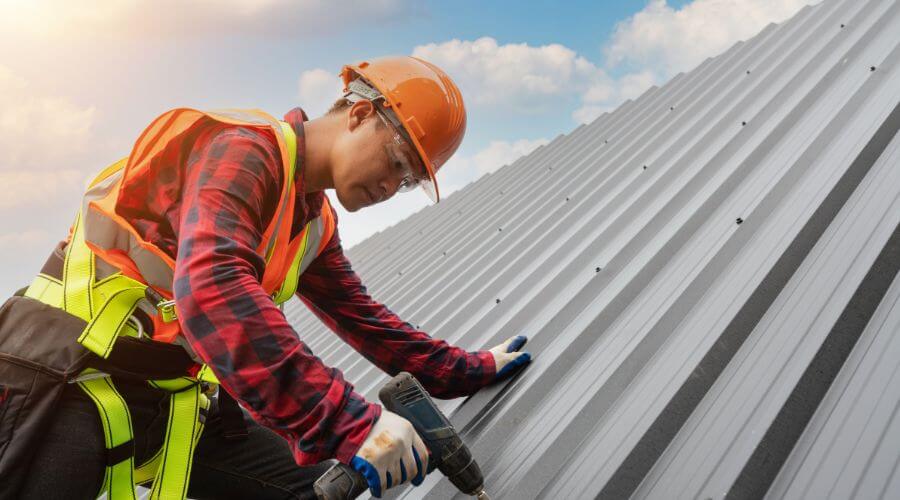 Professional Flat Roofing Installation in Empire, LA